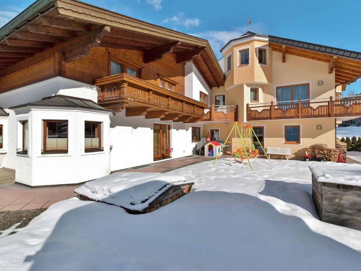 Apartment In Altenmarkt In Pongau Near Ski Area Altenmarkt im Pongau Exterior photo